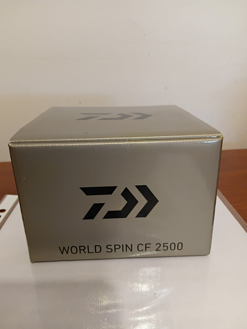 Daiwa world spin cf2500